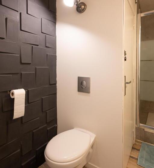 Idéal Couple Jacuzzi Et Jolie Cour Intérieure