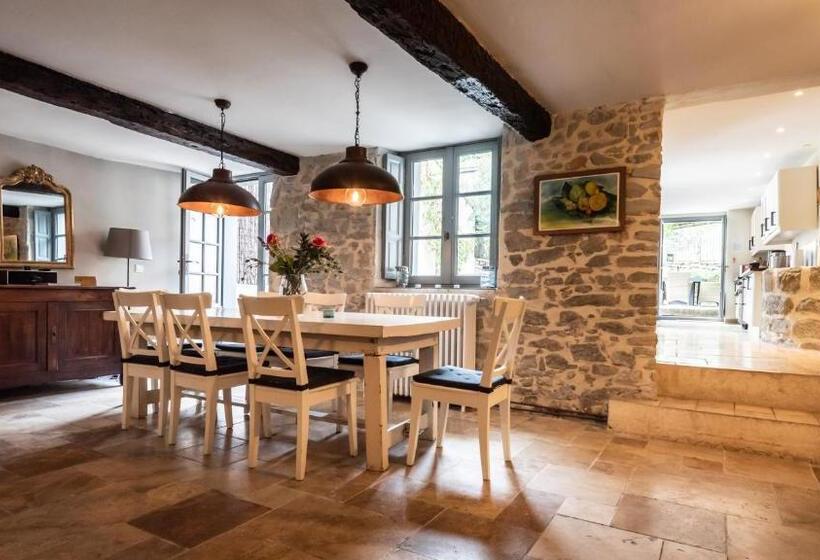 La Maison De La Tour Pinte