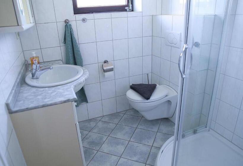 Stilvolle 2 Schlafzimmer Apartments Heidegarten, Osterheide, Zentrum