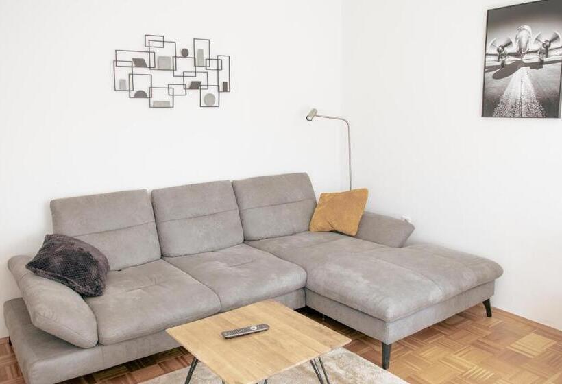 Stilvolle 2 Schlafzimmer Apartments Heidegarten, Osterheide, Zentrum