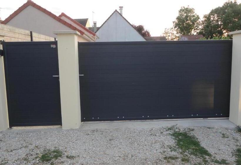 10 Km From Disneyland Paris Quincy Voisins