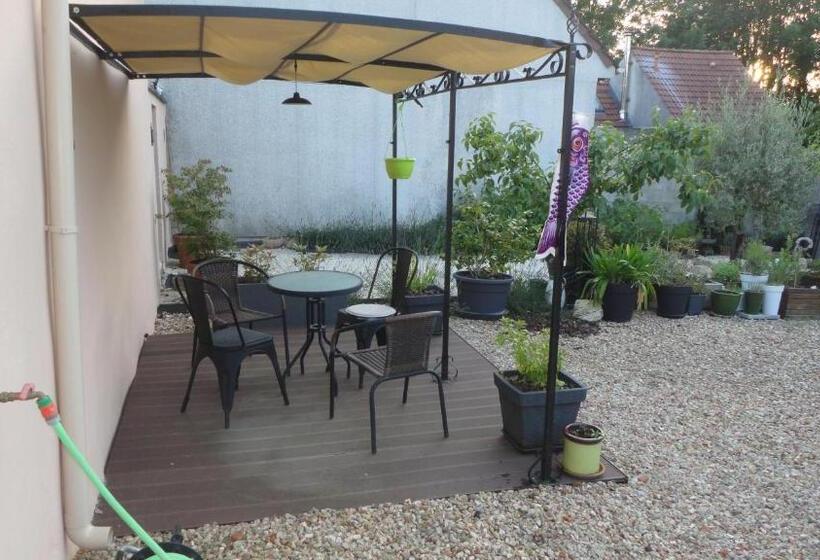 10 Km From Disneyland Paris Quincy Voisins