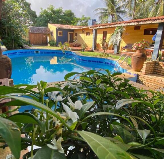 הוסטל Pousada La Luna