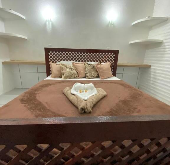 הוסטל Pousada La Luna