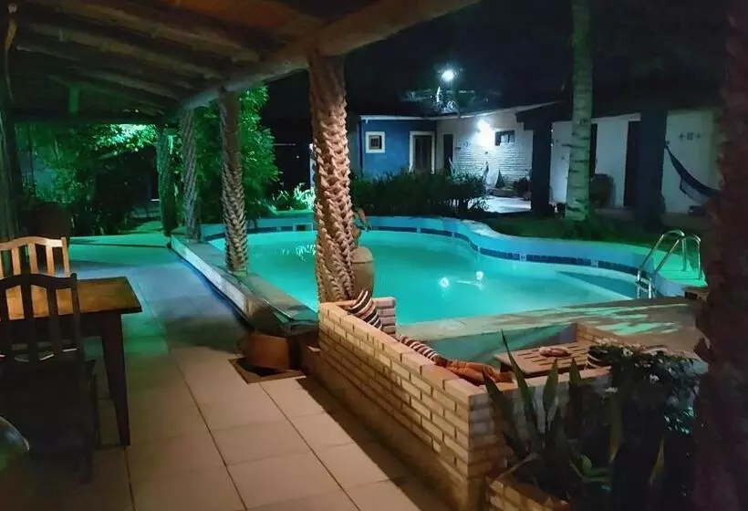 Retkeilymaja Pousada La Luna