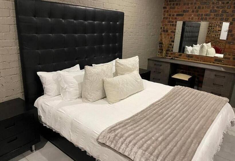 Havana Villa Pretoria East Luxury Villa