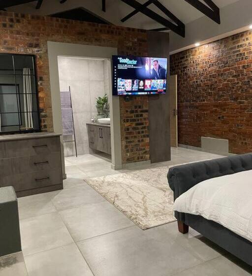 Havana Villa Pretoria East Luxury Villa