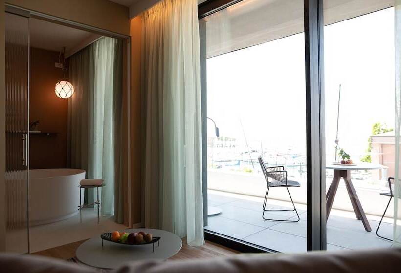 בית מלון כפרי Laguna Faro Suites   Adults Only & Free Beach