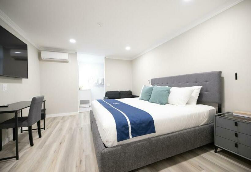 モーテル Omeo Suites