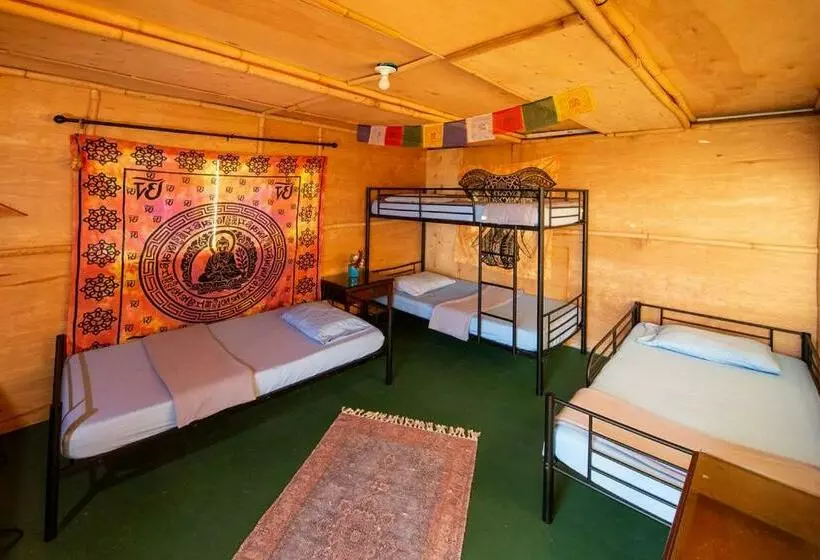 Open Gate Hostel Hawaii