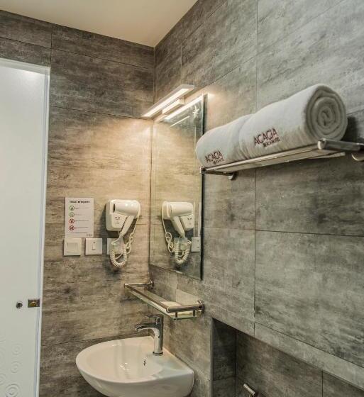 پانسیون Acacia Beach