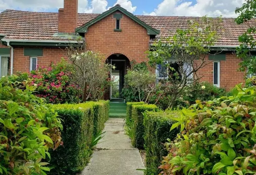 Majatalo Terracotta Cottage