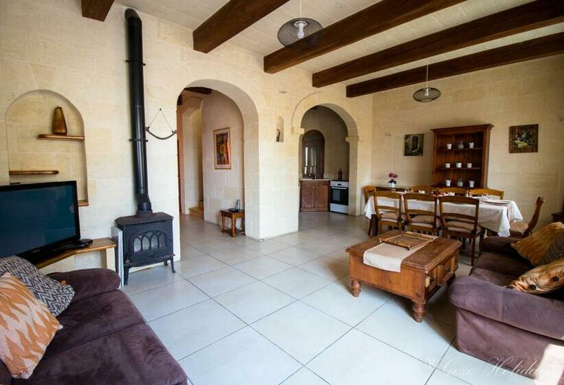 استراحتگاه Mandolina Casa