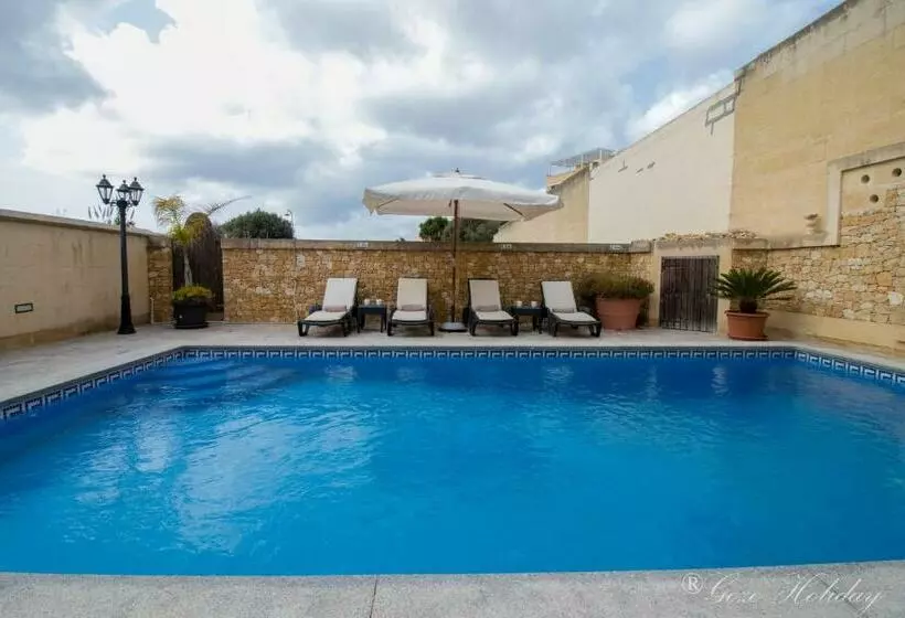 استراحتگاه Villa Mandolina