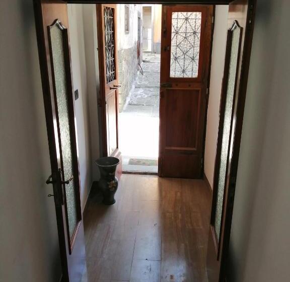 مبيت وإفطار Antico Borgo