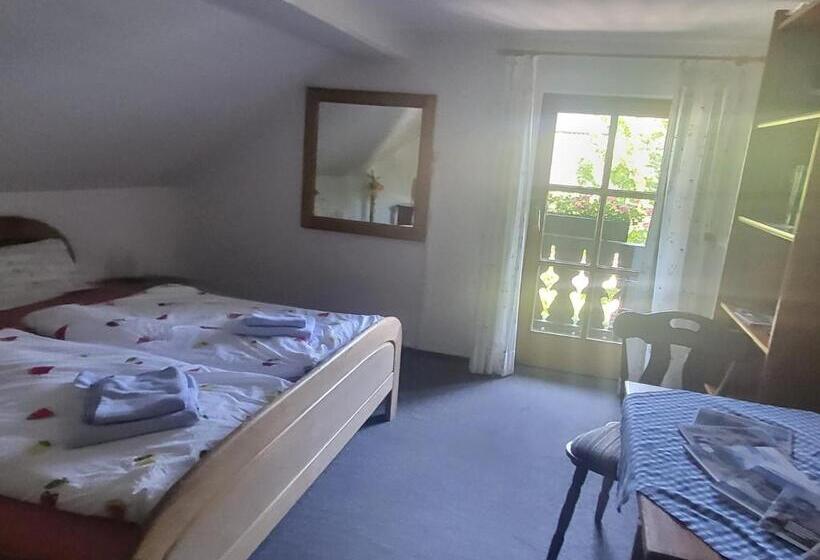 Hotell Gasthaus Staufenbrücke