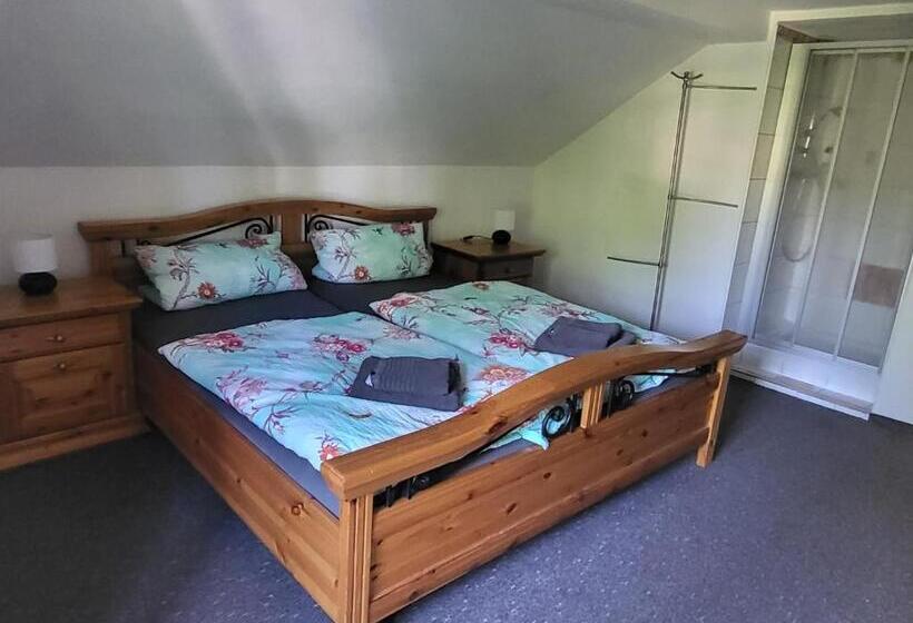 Hotell Gasthaus Staufenbrücke