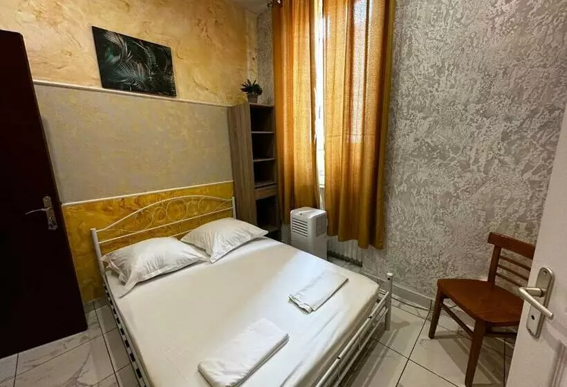 Hotel Hôtel Doré