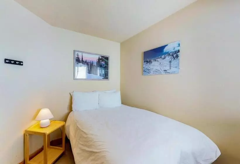 Hotelli South Face B