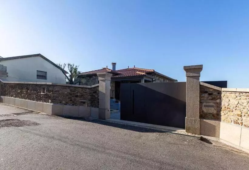 O Cervo Charm House