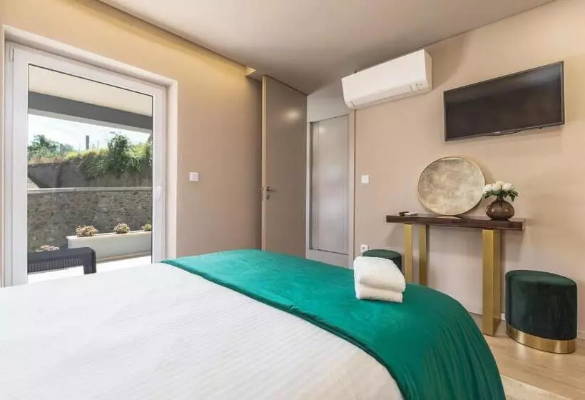 O Cervo Charm House