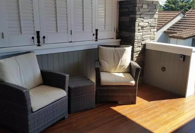 Majatalo Delightful On Devonport