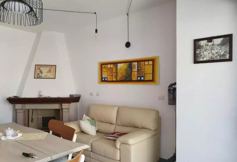 ペンション Sardiniarooms Tortolì Old Town