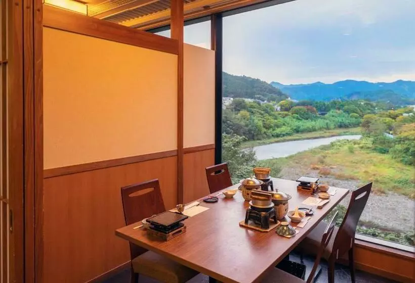 旅館 Kamenoi Hotel Ome