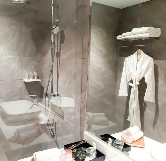 The Excelsior Hotel Las Piñas