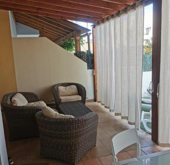2 Bedroom Pool Apartment Close To Beach Rocky Point Corralejo