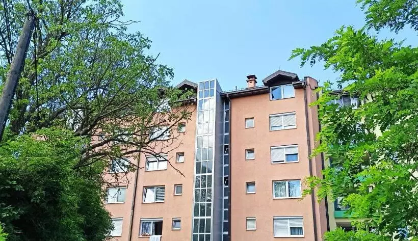 2h Apartment