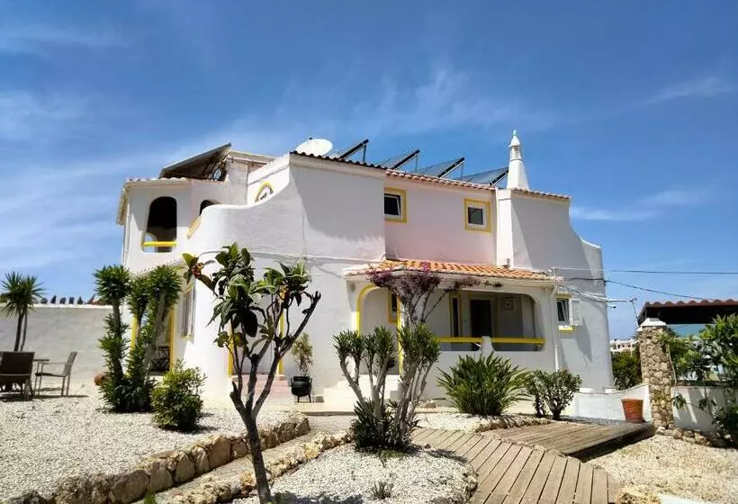 Aamiaismajoitus (B&B) Vila Horizonte