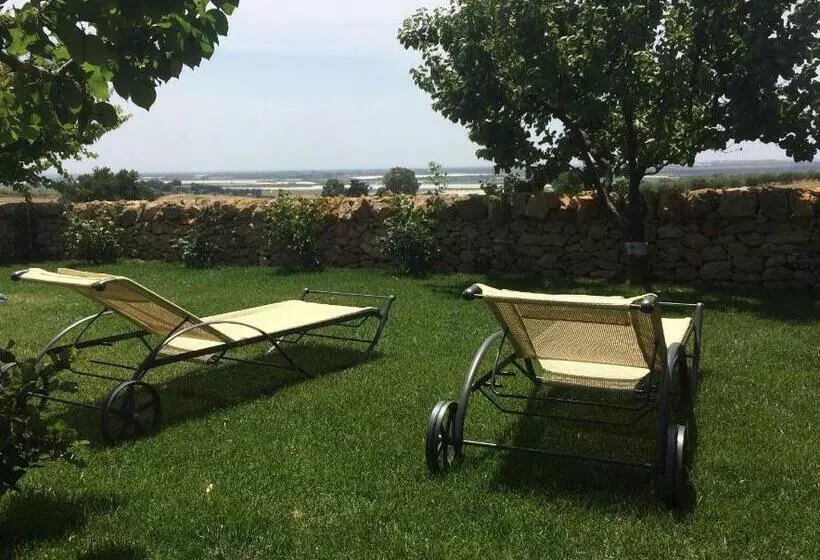 Majatalo Scuderie Del Cavaliere Delle Gravine