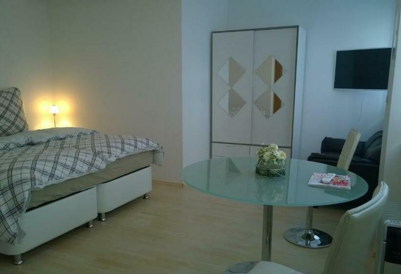 הוסטל Pensionsappartments Blitz