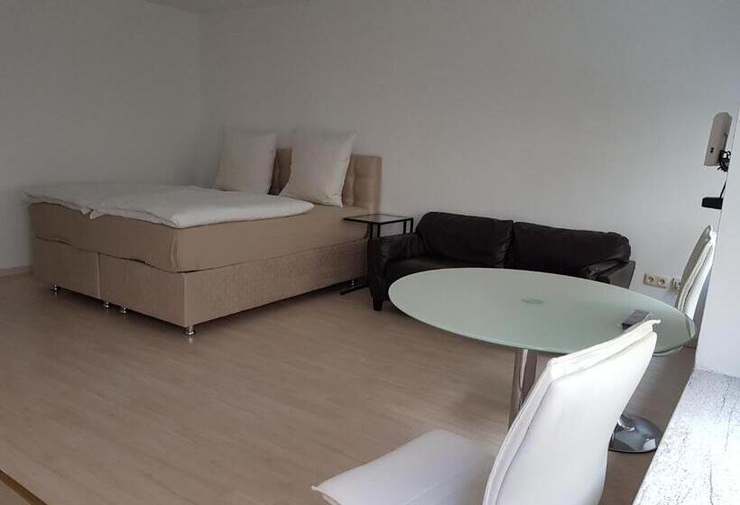 הוסטל Pensionsappartments Blitz