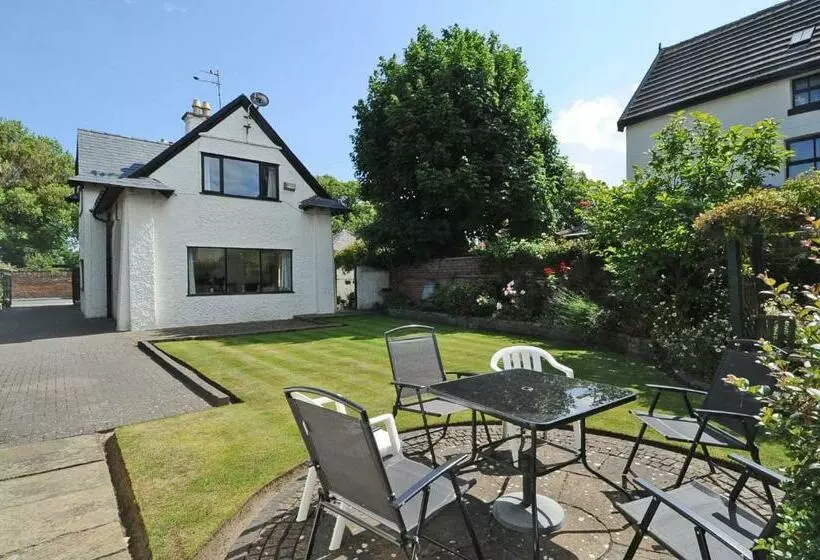 ベッドアンドブレックファースト Seaways Cottage Hoylake