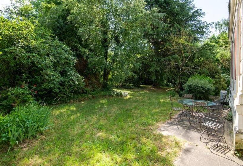 Castle Life At Saint Benoît La Forêt