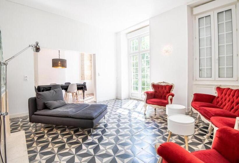 Castle Life At Saint Benoît La Forêt