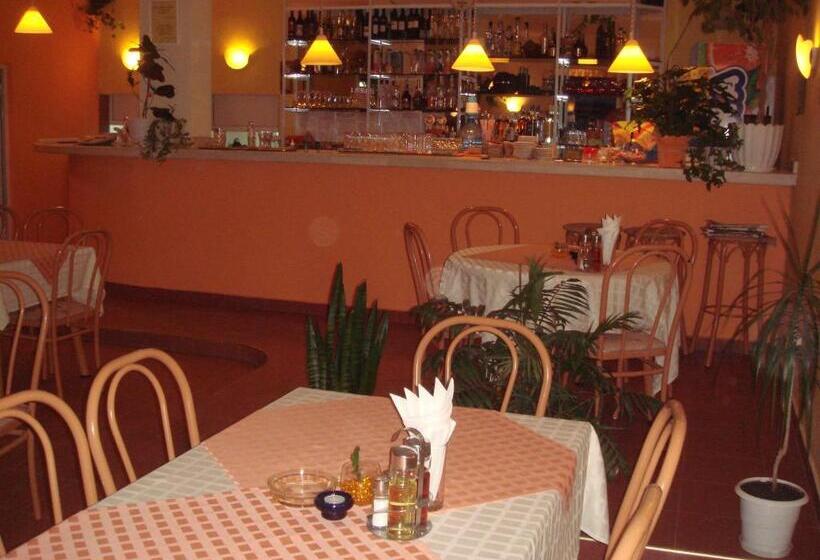 Family Hotel Central