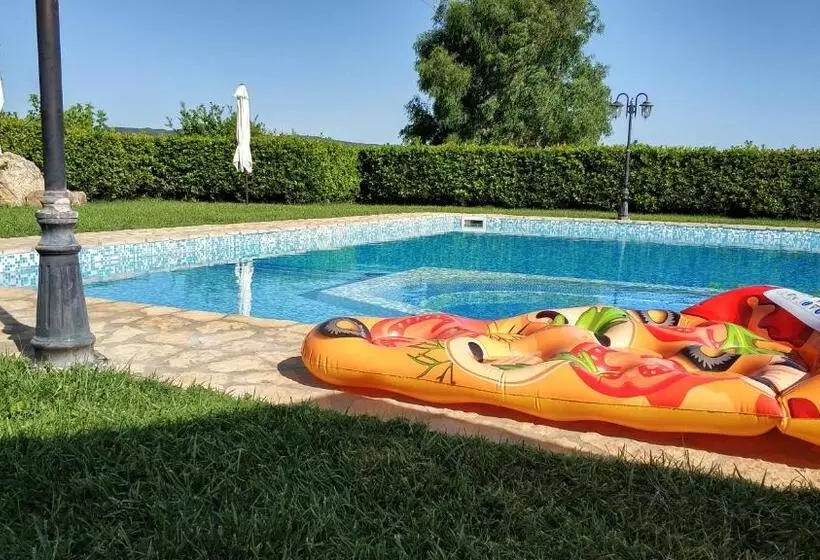 هتل Agriturismo L Albatro