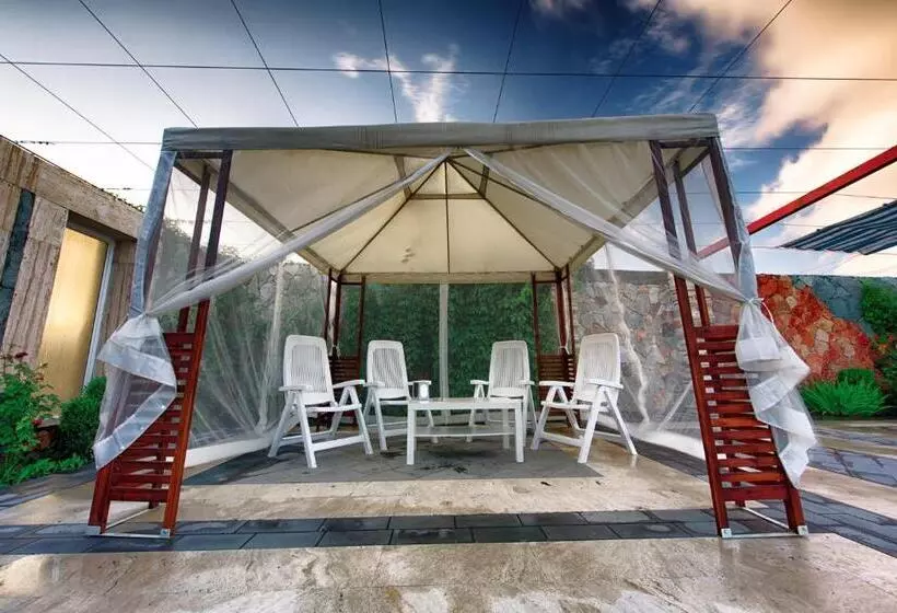 Maria Resort