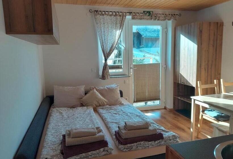 Turistična Kmetija Marovt