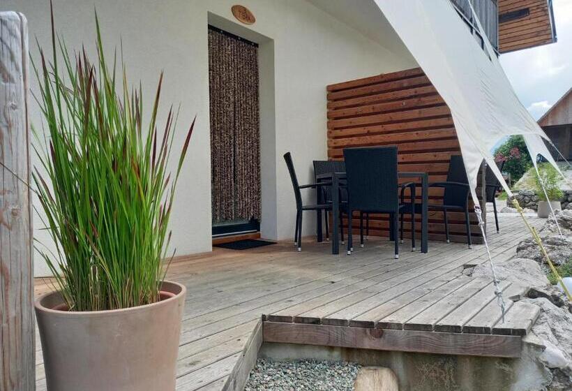 Turistična Kmetija Marovt