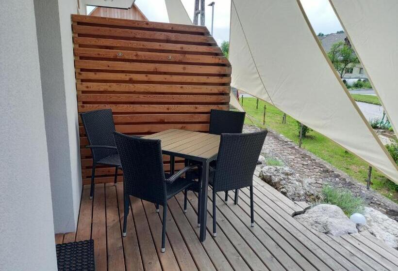 Turistična Kmetija Marovt