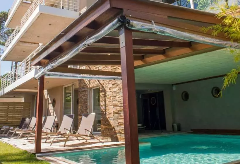 2122 Hotel Art Design