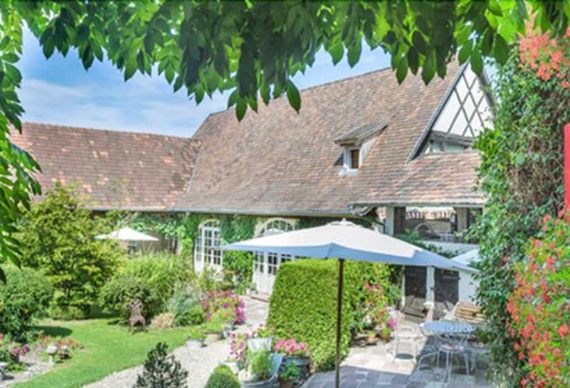 هتل De Charme Zum Schiff