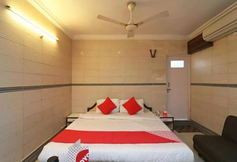 Hotel Collection O Ganpati