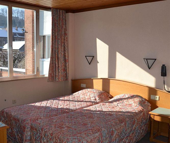 هتل Iris Aubepine