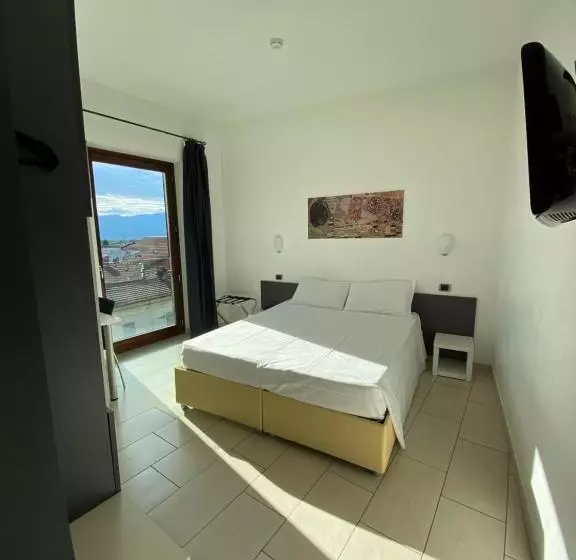 ホテル La Locanda