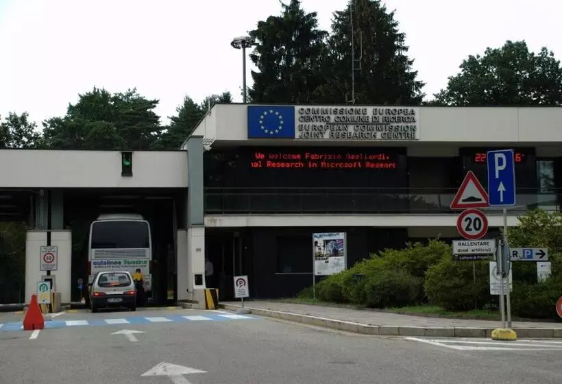 ホテル La Locanda